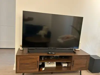 Hisense 55” MINI-LED 4K Smart TV (Model 55U78KM) Amazing picture quality. HDR10+, 144Hz, Google TV,...