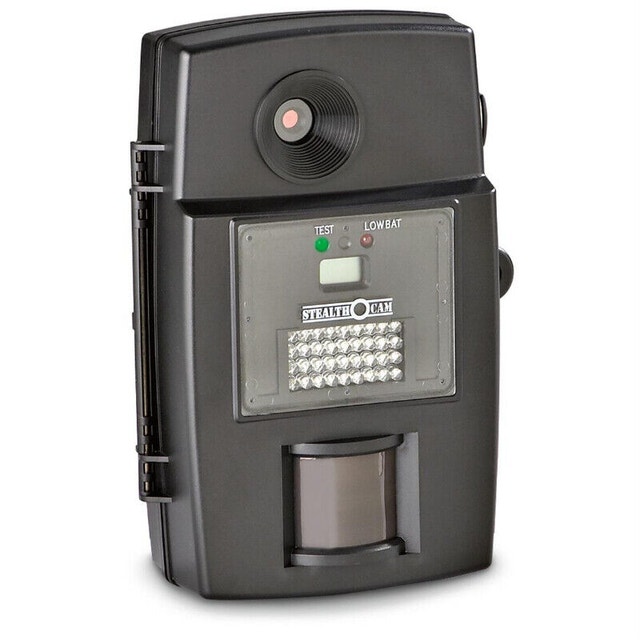 Stealth Cam Rogue IR 8Mp Infrared Digital Video Scouting Camera