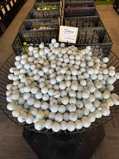 2024 Titleist Prov1 / Prov1x - 18$/Dozen - MASSIVE SELECTION, View more