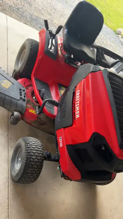 craftsman lawn tractor, View more
