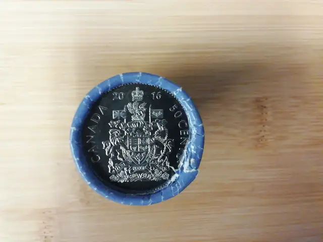 2016 Royal Canadian Mint Canada 50 Cents Coin Roll632350151979531225