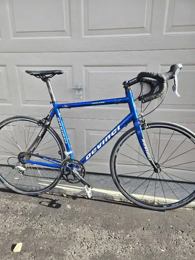 Devinci Lemans L1 road bike , View more