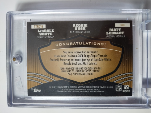 2006 TOPPS REGGIE BUSH-MATT LEINART-WHITE *USC* TRIPLE PATCH RC in Arts & Collectibles in St. Catharines - Image 3