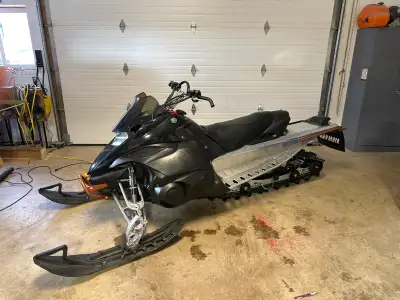 Less than 1600 km Yamaha nytro MTX 153”x2” track. New seat cover, new runners, new belt plus spare.