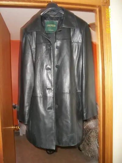 XL LADIES DANIER LEATHER JACKET, View more
