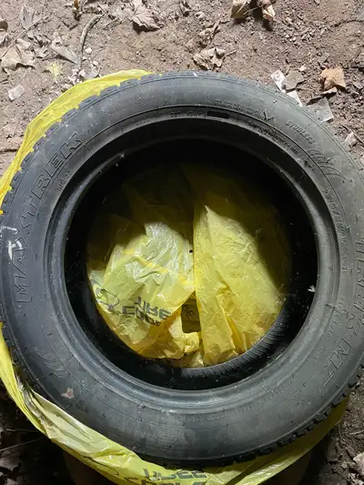 2x Maxtrek tires for sale Used (no rims) 225/55R17 Would fit on 7” Rims