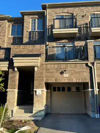 Spacious 3 Bedroom Townhouse in Whitby for Rent $3000