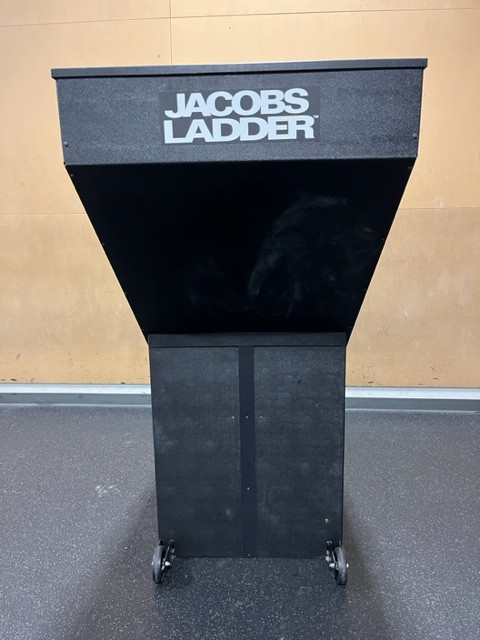JACOBS LADDER CARDIO EQUIPMENT in Exercise Equipment in Regina - Image 4
