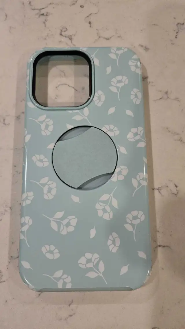 Otterbox phone  case iPhone 13 & 14