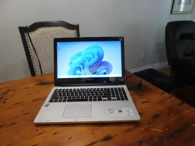 ASUS TP500LA 15.6" Touchscreen i3-4030U 128GB SSD 8GB WIN 11, View more