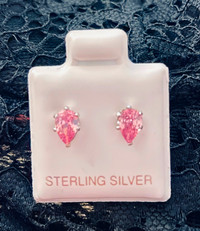 Sterling Silver 925 stud earrings with Swarovski Chrystal stone