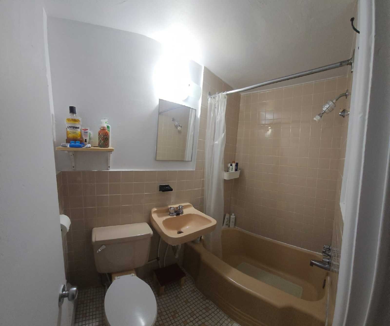 4210 Av. de Courtrai — photo 2