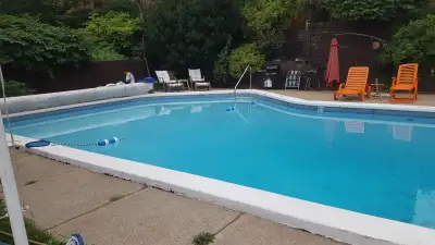 Furnished Room-Parking-Pool-Hot Tub