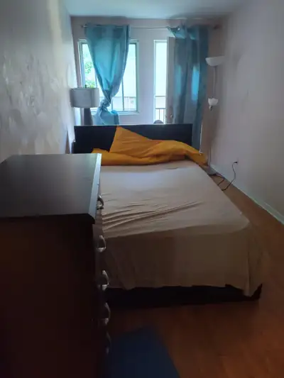Fully furnished room for rent in Dowtown Mtl (Montreal centre vi