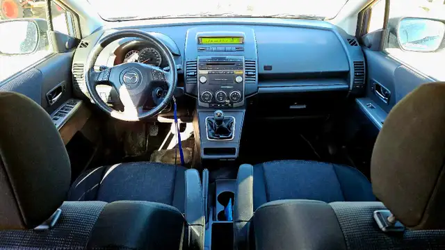 Mazda 5 2009604128124684871685