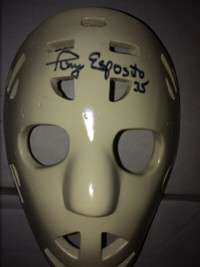2002-03 ud mask collection Tony Esposito Autographed mini mask