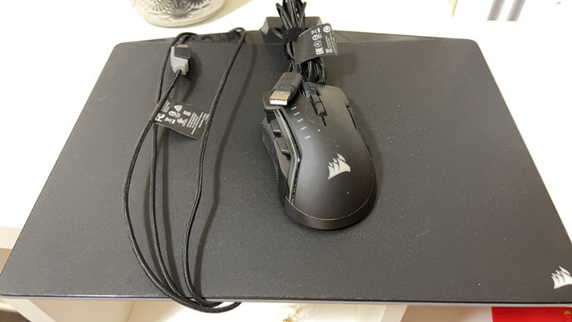 Corsair MM800 Polaris RGB Gaming Mouse Pad in Mice, Keyboards & Webcams in Markham / York Region