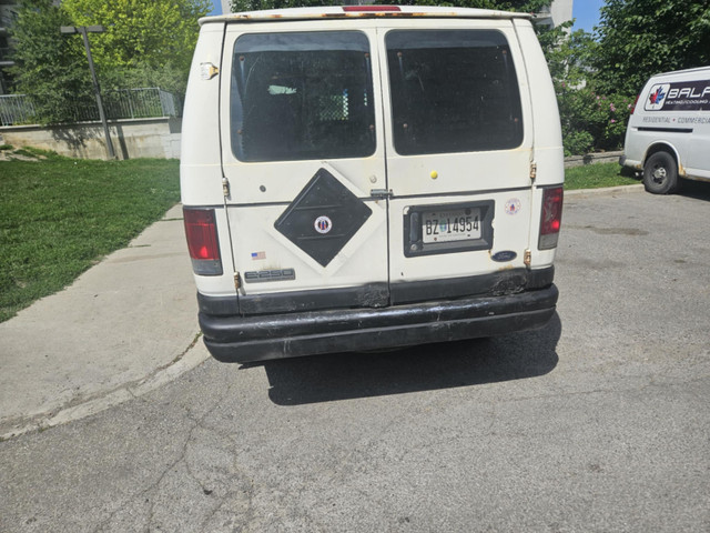 Ford e250 van 2007 in Cars & Trucks in City of Toronto - Image 3