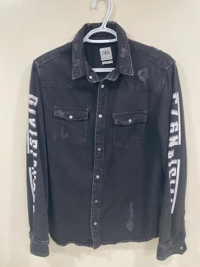 Zara Men's Black Jacket in Men's in Mississauga / Peel Region - Image 2
