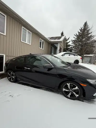 Runs and drives great no issues with that at all, just did a bumper swap and upgraded the fog lights...