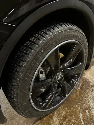 Kumho wintercrafts in great condition amazing tires, only 1-2 years old lightly used. 90% tread rema...