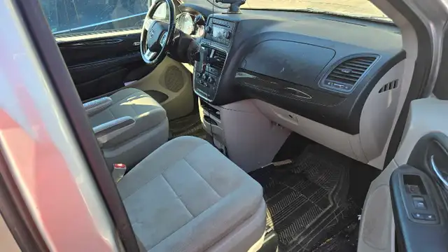 2012 Dodge grand caravan.548407632431697923