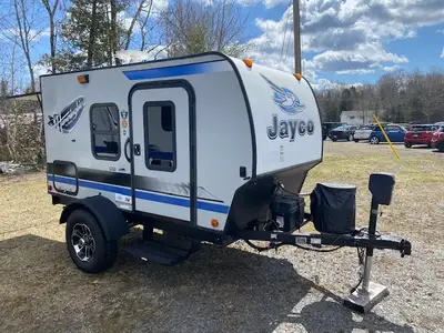 The Jayco Hummingbird 10RK is a lightweight travel trailer designed for two people, with a length of...