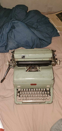 Royal typewriter from the 50s