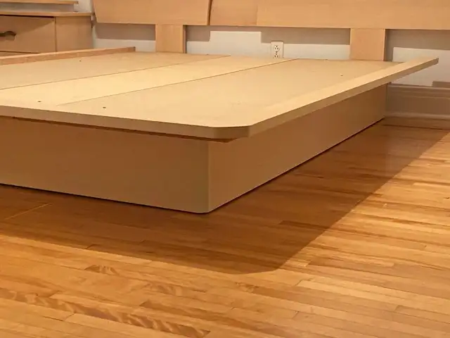 Set de chambre en mélanine blanchie in Beds & Mattresses in City of Montréal - Image 3