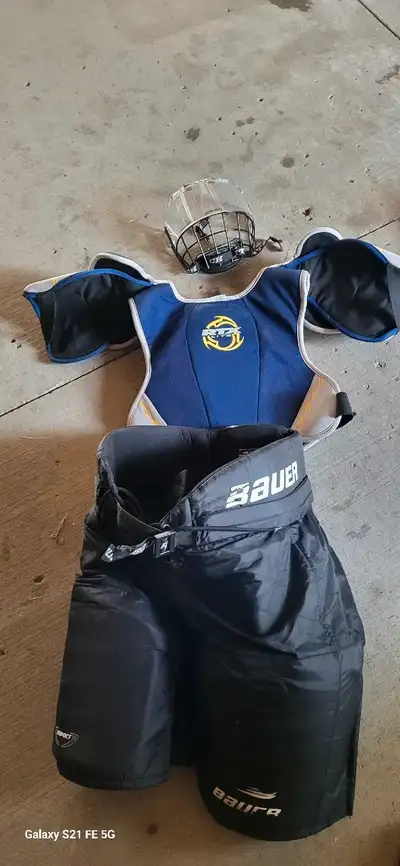 hockey gear, View more