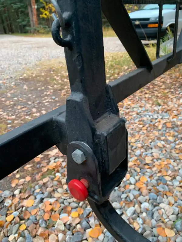 Custom Fabricated Hitch Mounted E-Bike Carrier in Mountain in Calgary - Image 10