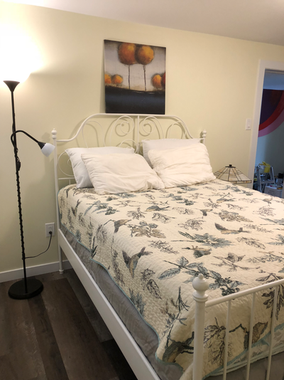 Beautiful basement apartment in Kanata! It is conveniently located close to all amenities and at the...