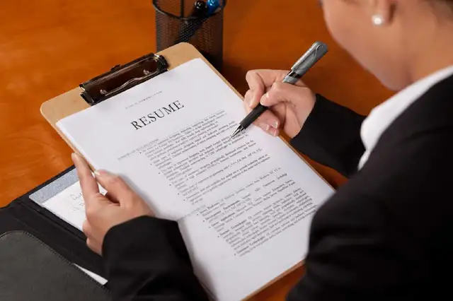  Land Your Dream Job with a Standout Resume & Cover Letter634369684017951217