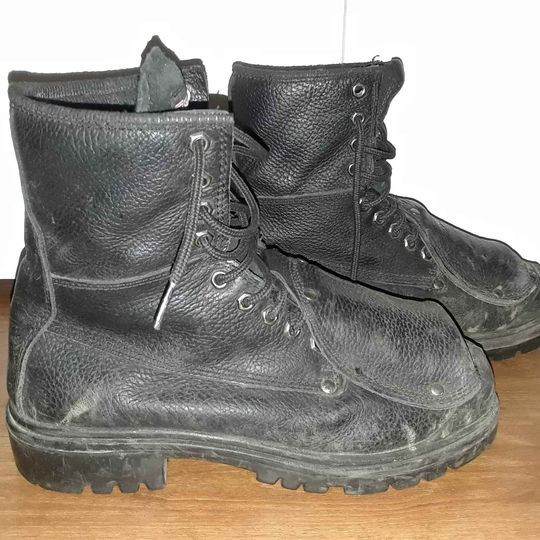 Bottes de travail dans Chaussures pour hommes  à Shawinigan - Image 2