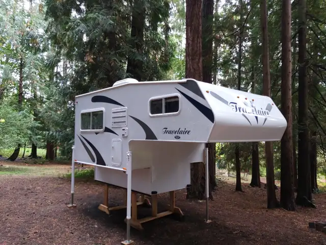2021 Travelaire 80WS Model 1/2 ton Camper in Travel Trailers & Campers in Cowichan Valley / Duncan - Image 3