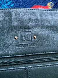 Stone Mountain forest green purse 