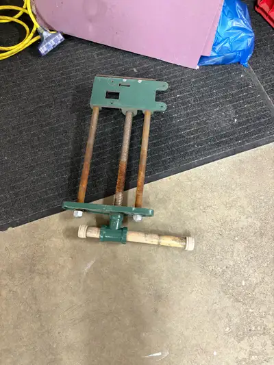 Large Quick Release Front Vise - From Lee Valley https://www.leevalley.com/en-ca/shop/tools/workshop...
