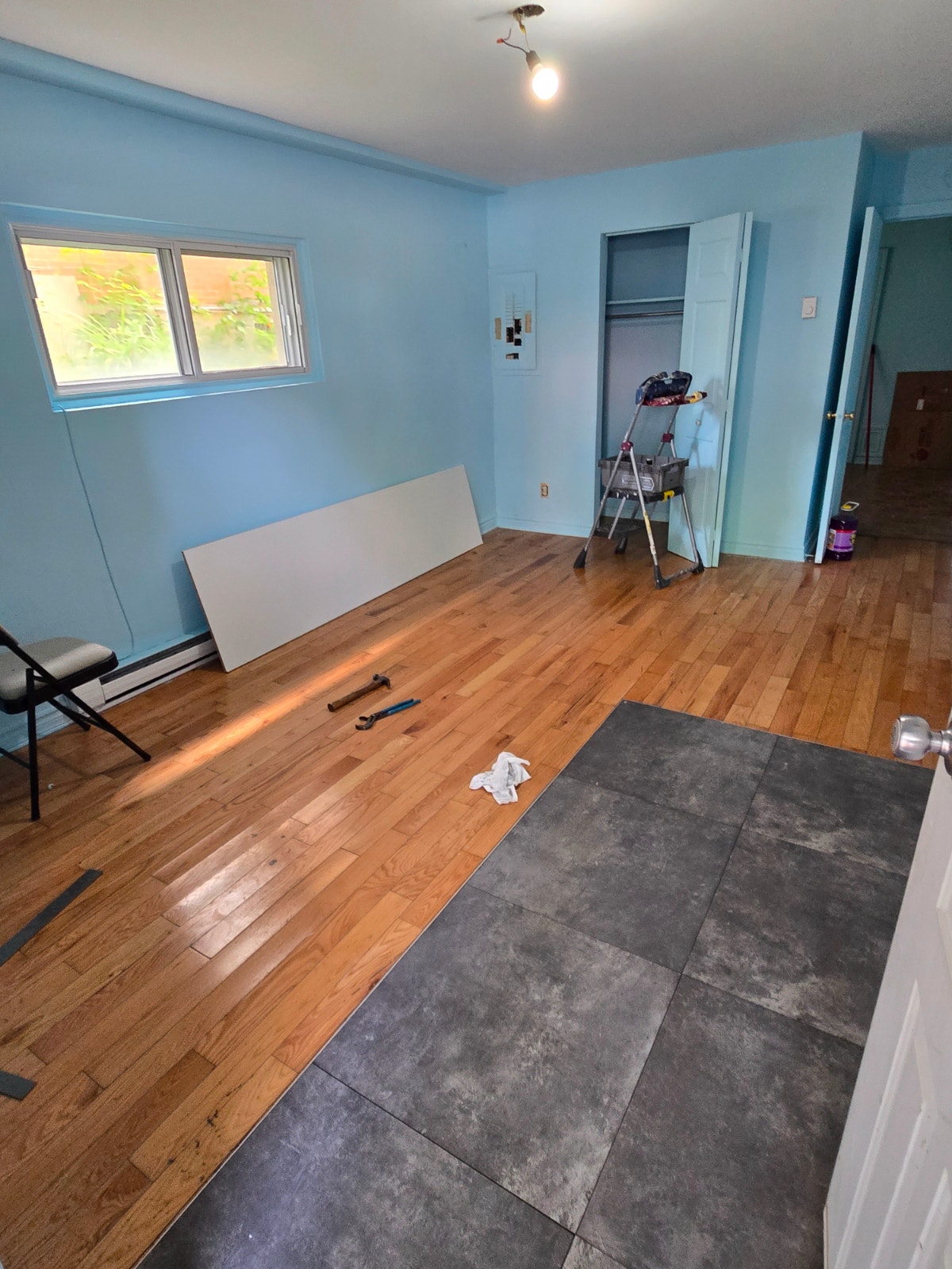 2 1/2 For Rent $900/month — photo 2