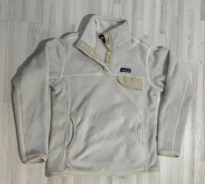 Richmond Hill- USED Patagonia snap T - medium women, View more