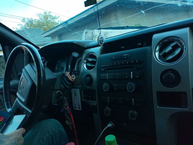 f150 super crew cab 4 doors $5500 in Cars & Trucks in Edmonton - Image 2