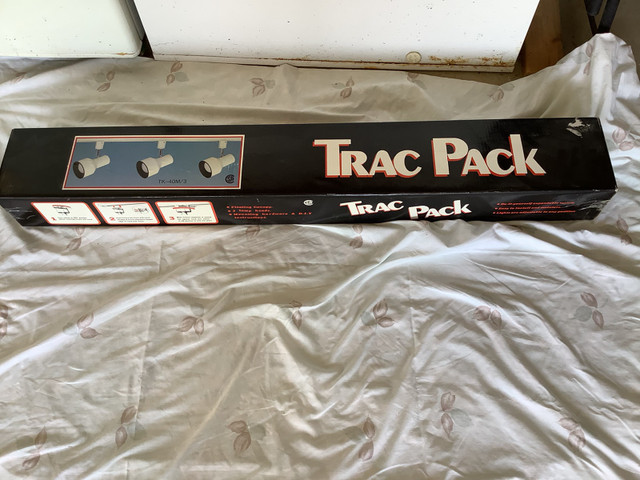 Track Lighting, 2 TRAC PACK kits with 3 lamp heads each in Indoor Lighting & Fans in Brantford