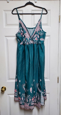 Plus Size Dress. 3XL. Brand New.