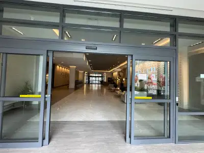 564 sq feet one bedroom new luxury unit in Axiom condos, with spacious balcony, and 2 amazing roofto...