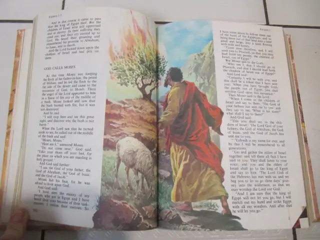 The Childrens Bible Golden Press New York X Condition Circ 1965 in Arts & Collectibles in Mississauga / Peel Region - Image 7