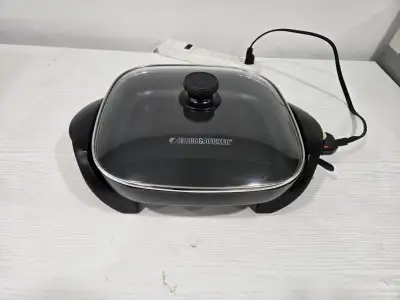 BLACK & DECKER 12 INCH ELECTRIC SKILLET - BRAND NEW, View more