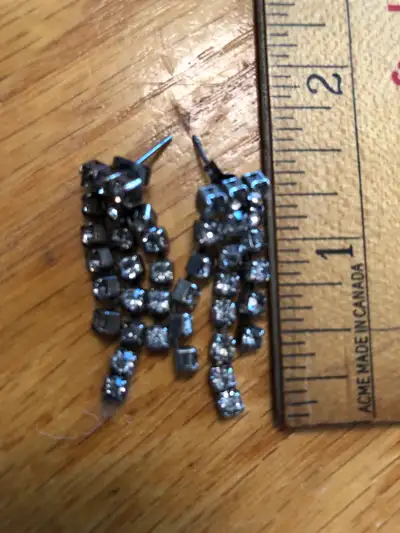 Take any piece for $10 each Let me know if you want more pics/details