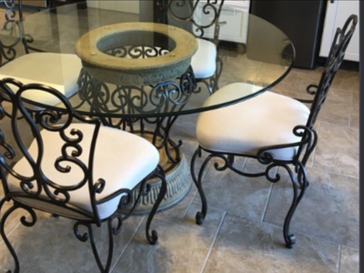 MOVING SALE/STURDY BOMBAY VARANDARAH DINNER SET FOR SALE, View more