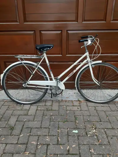 Vélo pour femme 26", View more