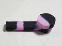 Portable unbreakable flexible tobacco pipe with lid/pipe à tabac