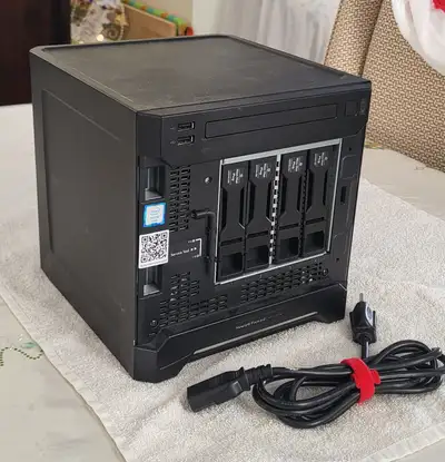 HP ProLiant MicroSERVER/NAS Gen8 ❙ Xeon E3-1220Lv2 ❙ 8GB DDR3, View more